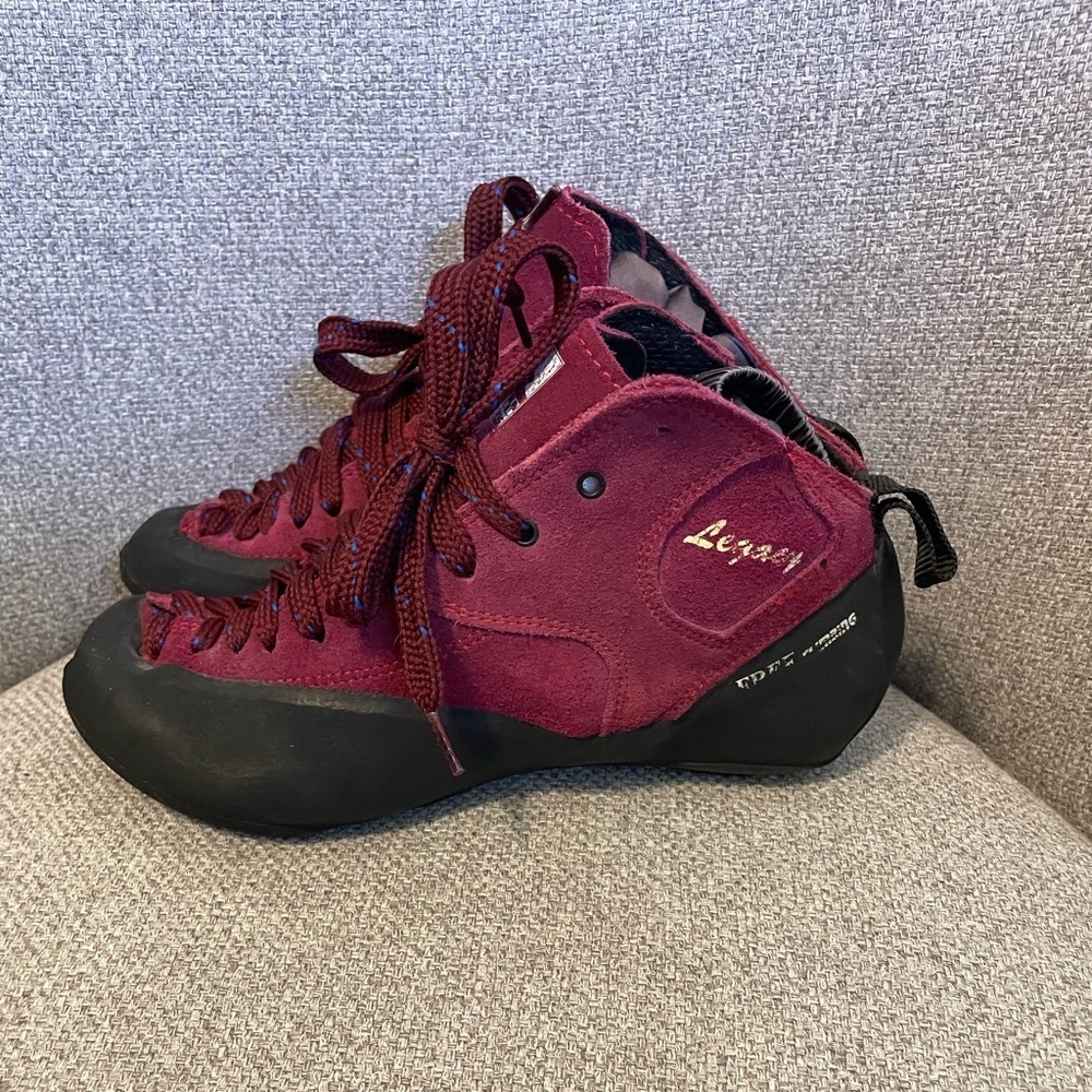 LEGACY- Free Climbing shoes